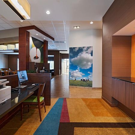 Fairfield Inn & Suites By Marriott Lincoln Airport Екстер'єр фото