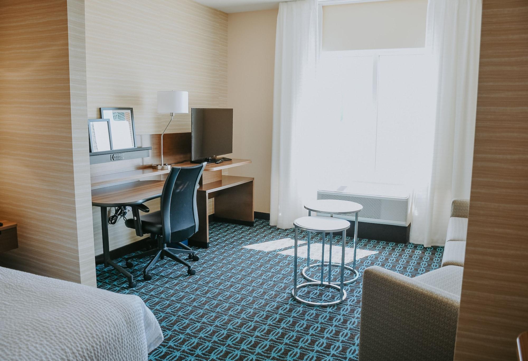 Fairfield Inn & Suites By Marriott Lincoln Airport Екстер'єр фото