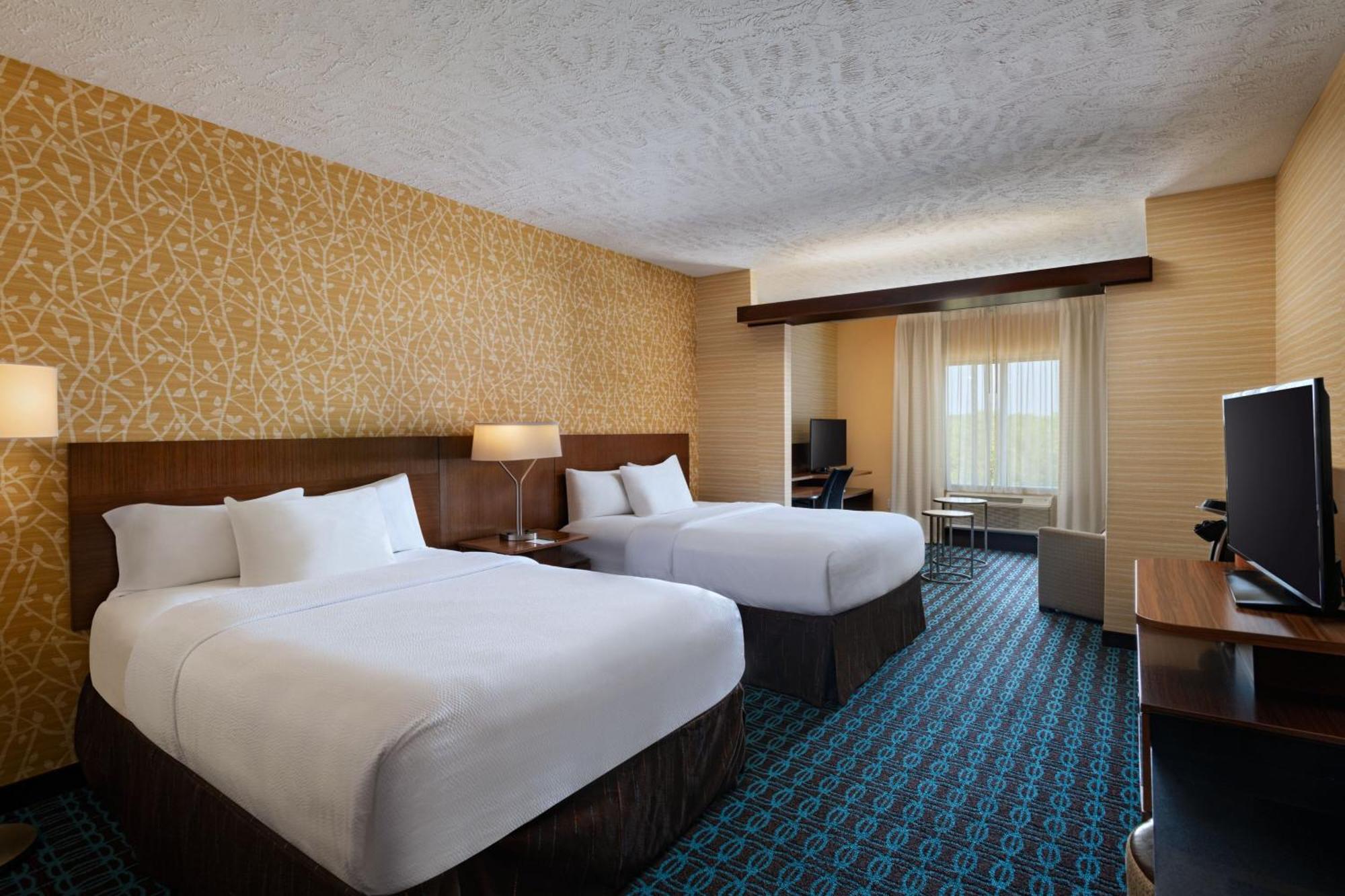 Fairfield Inn & Suites By Marriott Lincoln Airport Екстер'єр фото