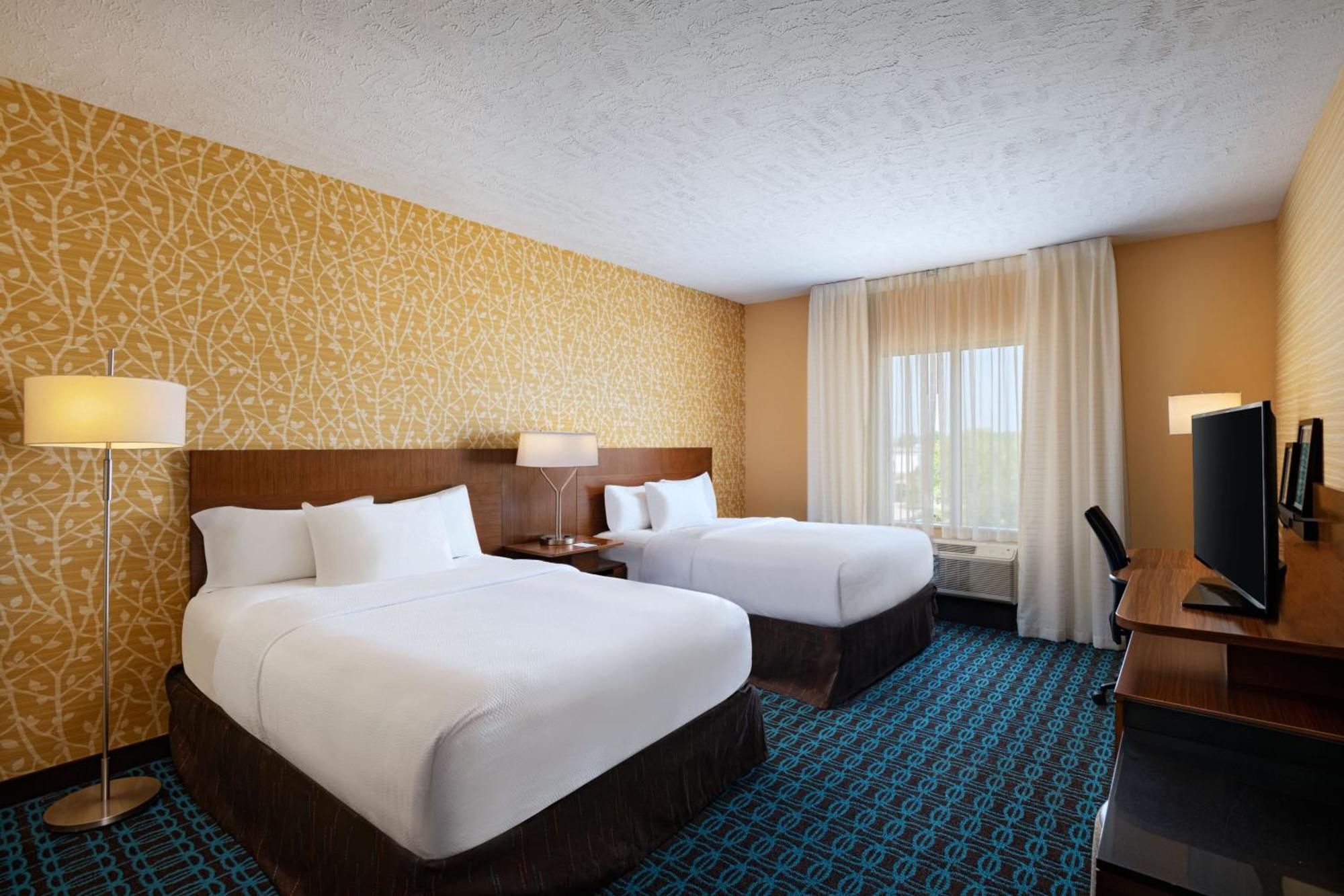 Fairfield Inn & Suites By Marriott Lincoln Airport Екстер'єр фото